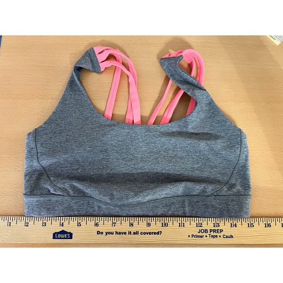 Lululemon Energy Bra size 4 - Picture 3 of 3